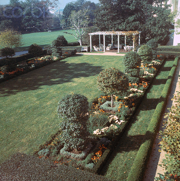 kennedy-garden-1966